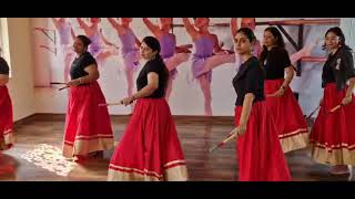 Dholida dhol re vagad  Easy Dandiya amp Garba steps [upl. by Annahsor]