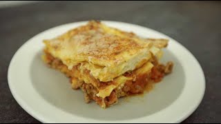 Lasagnes à la bolognaise facile [upl. by Aneehc]