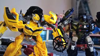 Transformers Stop Motion Bumblebee VS Barricade [upl. by Austen]