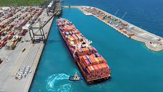 Genius Techniques to Move Massive Container Ships Inside Crowded Ports [upl. by Jessamine541]