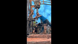 Drilling Work Over Rig Job worker rig workover drilling oil tripping workers [upl. by Ridgley716]