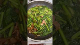 Adobong kangkong😋❤️cookingathome dinnerrecipe filipinofood [upl. by Deron]