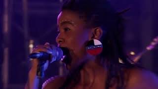 Thandiswa Mazwai  Nizalwa Ngobani Live [upl. by Sirtimid]