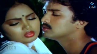 Rathiri Neram Song Valartha Kadha [upl. by Libby551]