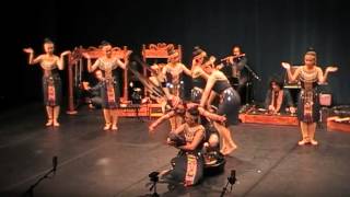 Ngaruai Kenemiak Dayak Dance Excerpt [upl. by Sievert229]