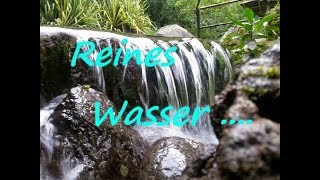 Reines destilliertes Wasser  Sauberes Trinkwasser [upl. by Arimahs]