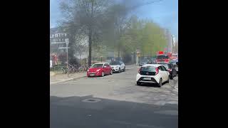 Feuer Düsseldorf Tiefgarage 36 Autos verbrannt Livebilder Feuerwehreinsatz MILLIONENSCHADEN 🔥 [upl. by Moht822]