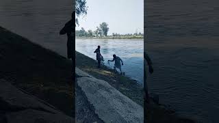 bs Link canal chunian dangerous seen One man catching fish [upl. by Strohben]