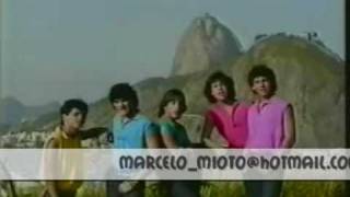 MENUDO VIDEO CLIPE DOCES BEIJOS 1984  RICKY CHARLIE RAY ROY ROBBY [upl. by Asyle10]