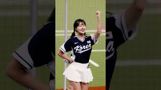 洗腦的韓式應援曲 韓國球迷全場站立一起合唱 金渡娥cheerleader [upl. by Palgrave409]