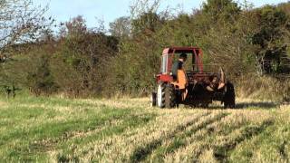 Nuffield 425 spreading old wood chippings [upl. by Letrice]