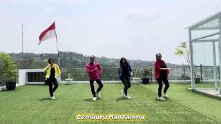 Cemburu Mantanmu  Line Dance  Demo by Raras Linedance [upl. by Gabie]