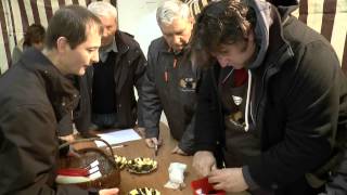 Marché aux truffes et au gras à la Fête de la Truffe de Sorges 24 [upl. by Anor294]