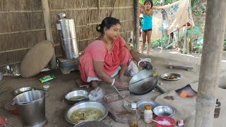 Mashkalai with fish cooking recipe black gram recipe village style cooking [upl. by Ketti]