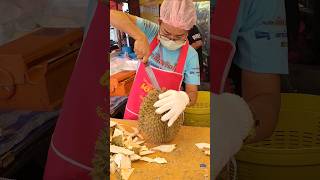 Durian the king of fruits that you have to eat when you go to Thailand [upl. by Alabaster]