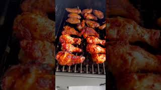 Pit boss chicken wings pitbossgrills grilledbbqchicken grillandsmokebbq pitboss grill [upl. by Alcus971]