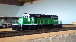 H0 July update part 1 Kato SD40 2s  Sound Decoder exchange [upl. by Artemahs]