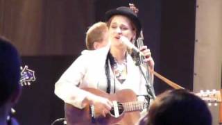 Madeleine Peyroux  La Javanaise [upl. by Ocirne]