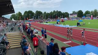 Götzner Meeting 800 Meter Lauf mit der sensationellen Debütantin Isabel Posch und Chiara Schuler [upl. by Jaret]