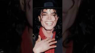 Imitador Surpreende Michael Jackson music michaeljackson thriller viralvideo humor engraçado [upl. by Adnilem]