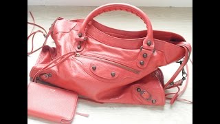 Sassykimchi review  Balenciaga City [upl. by Ortrude]