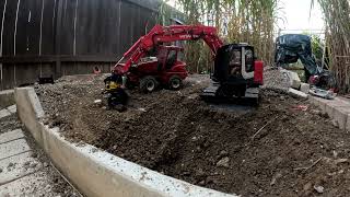 Beginn mit dem Aushub der Regenwasserleitung Hitachi Zaxis 135 US Dumper 276 Austria Styria [upl. by Garvy208]