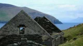 Great Blasket Island An Blascaod MorSong [upl. by Anol]