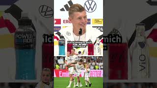 Bald arbeitslos 📉 Tochter mit Undercut 💇🏼‍♀️ Kinderfragen für Kroos 🤓kroos dfb frisur shorts [upl. by Llerrot]