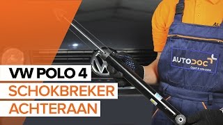 Hoe een schokbreker achteraan vervangen op een VW POLO 4 HANDLEIDING  AUTODOC [upl. by Fraya356]