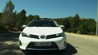 Toyota Auris Touring Hybrid [upl. by Shien950]