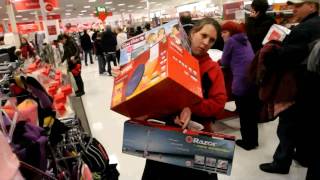 Black Friday shoppers go crazy in Utah [upl. by Eseila]