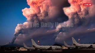 Horrible Today Etna Volcano Explosion in Italy Threatens people in Sicily [upl. by Thornburg]