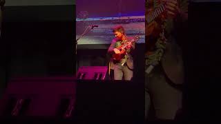 Jake Shimabukuro gently weepsjakeshimabukuroukulelerockbeatlesjapanchinaindiahawaiishorts [upl. by Ettelorahc]