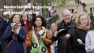 Stop de honger in Gaza NU  Protest op Binnenhof [upl. by Gerius]