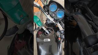 Bike m petrol kaise dalte hai minivlog bike petrol [upl. by Aztinaj605]