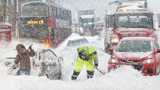 England is Freezing Crazy Snow Storm in London UK Dec 12 2022 [upl. by Wallack]