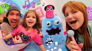 BABY RAiNBOW GHOSTS visit Doctor Adley Niko and Navey play neighborhood Animal Vet with new merch [upl. by Bibbie]