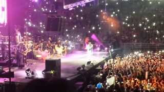 Propuesta indecente Romeo Santos EN VIVO [upl. by Jonah]