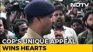 Watch Top Bengaluru Cop Sings National Anthem To Pacify Protesters [upl. by Kelcy525]