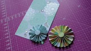 Cómo hacer una roseta de papel  How to make a paper rosette [upl. by Ainnek604]