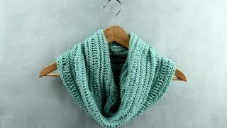 How to knit a basic cowl  easy knitting pattern [upl. by Rossy]