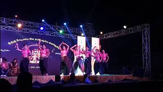 Osey Ramulamma song dance dy jhansi 2k18ankkapalli dance below link more videos [upl. by Ruben477]