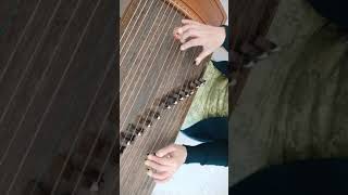 徐老师的古筝课堂：在北京的金山上 Guzheng cithare林玲 中国音乐学院考级教材一级cours​ de zheng la culture chinoise [upl. by Nylrehs]