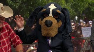 Lee Corsos headgear pick for Tennessee vs Oklahoma with Blake Shelton  College Gameday [upl. by Johnathon]