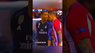 Sergio Ramos y su gesto a Cristiano Ronaldo futbol cristianoronaldo cr7 shorts [upl. by Nosde]