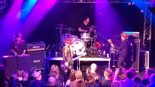 Orianthi  Sharp Dressed Man ZZ Top cover  Live  Jergels Rhythm Grille 111123 [upl. by Nager]