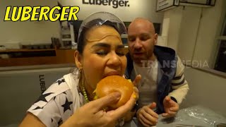 Melaney Ricardo amp Tyson Jajan Burger di LUBERGER  MAKAN RECEH 251121 [upl. by Nies]