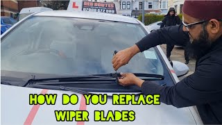 How do you Replace wiper blades Toyota Yaris hybridwiper blades changeToyota yaris wiper replace [upl. by Ennovaj]