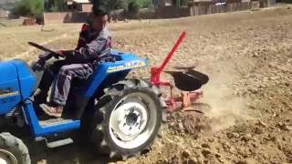 TRACTOR CON ARADO EN VENTA COCHABAMBA Y TARIJA [upl. by Tegan]