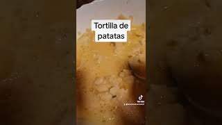 Tortilla de patatas rapida [upl. by Pavior]